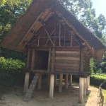 高床式住居