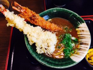 海老天とエビフライのカレーうどん